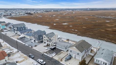 380 Kingfisher Road Tuckerton NJ 08087