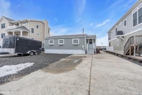 380 Kingfisher Road Tuckerton NJ 08087