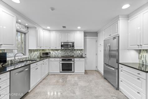 8 Willow Ridge Court Old Bridge NJ 08857