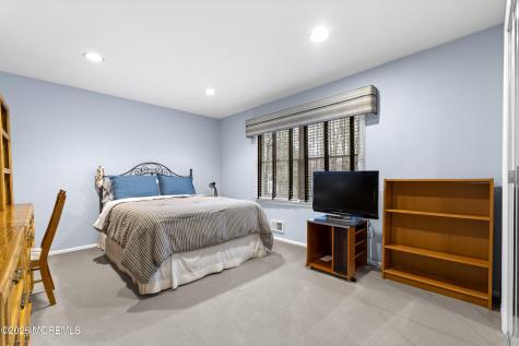 8 Willow Ridge Court Old Bridge NJ 08857