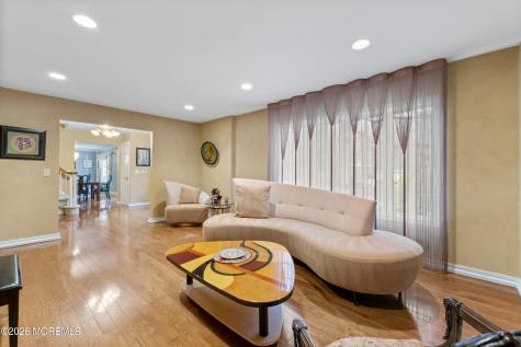 8 Willow Ridge Court Old Bridge NJ 08857
