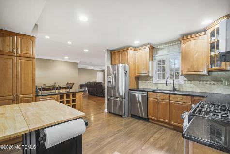 12 Whitman Boulevard Manalapan NJ 07726