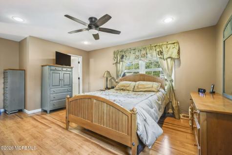 12 Whitman Boulevard Manalapan NJ 07726