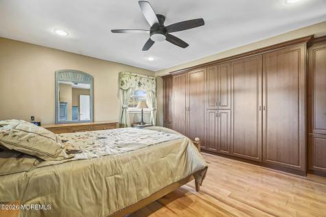 12 Whitman Boulevard Manalapan NJ 07726