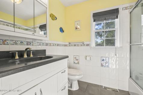 12 Whitman Boulevard Manalapan NJ 07726