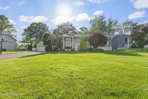 12 Whitman Boulevard Manalapan NJ 07726