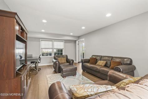 12 Whitman Boulevard Manalapan NJ 07726