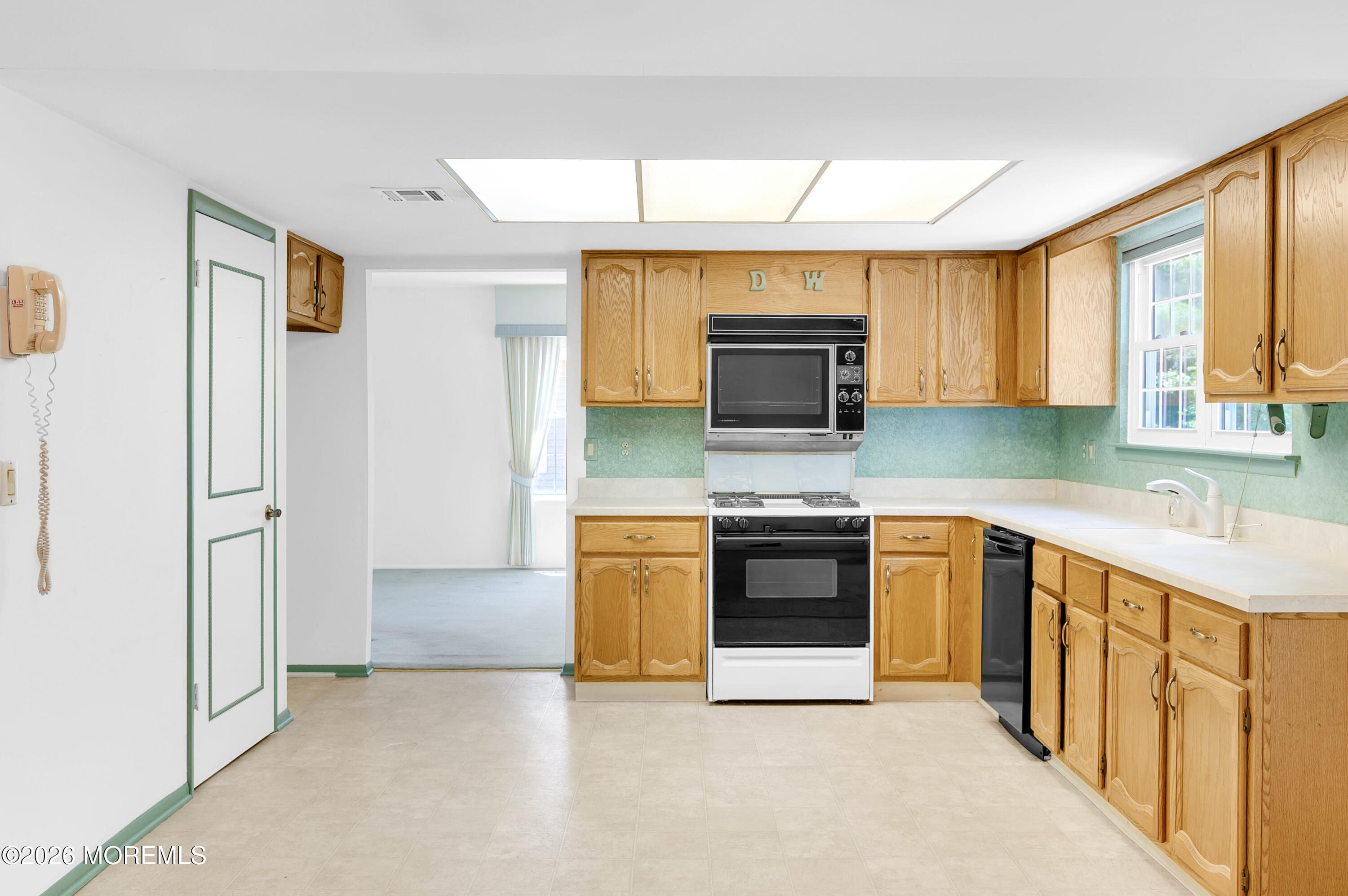 14 Sheffield Drive Lacey NJ 08734