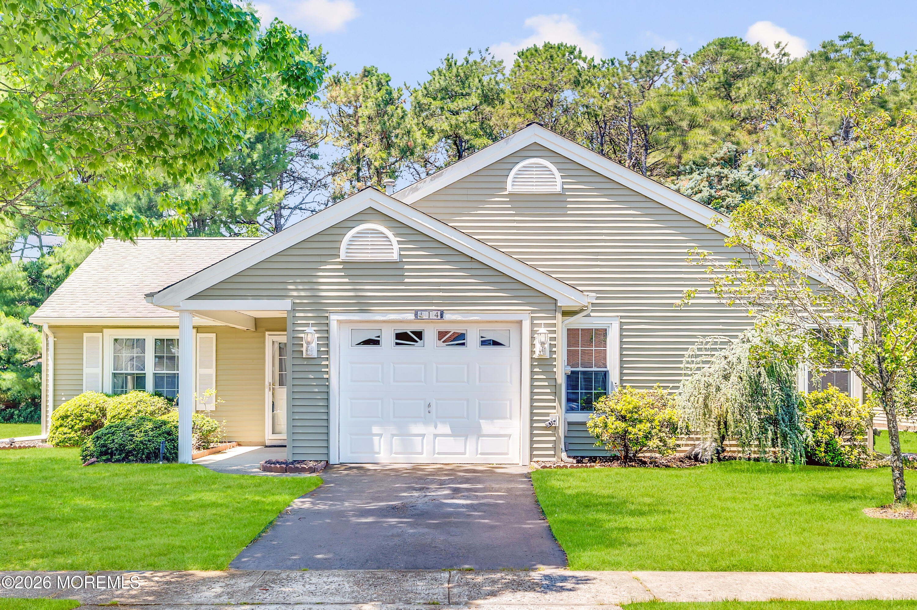 14 Sheffield Drive Lacey NJ 08734