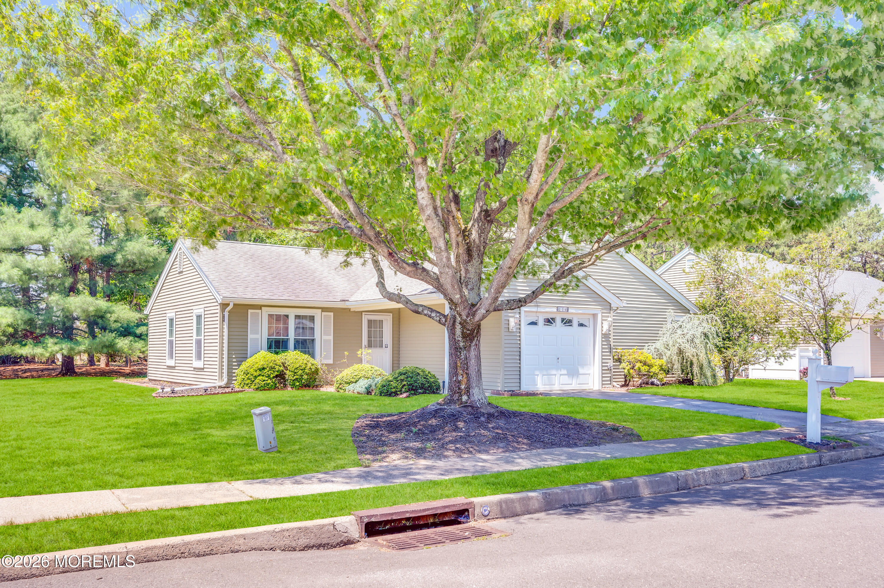 14 Sheffield Drive Lacey NJ 08734