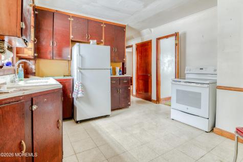 432 W Park Avenue Oakhurst NJ 07755