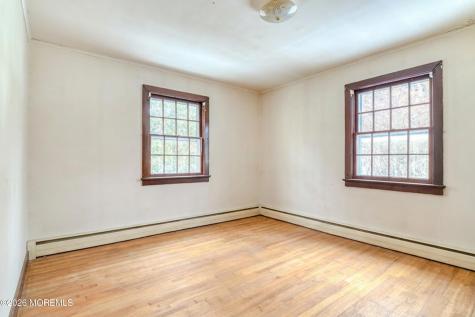432 W Park Avenue Oakhurst NJ 07755