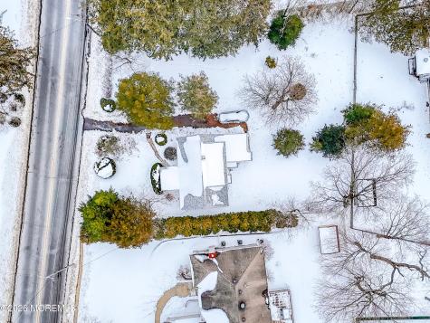 432 W Park Avenue Oakhurst NJ 07755