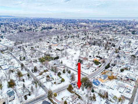 432 W Park Avenue Oakhurst NJ 07755