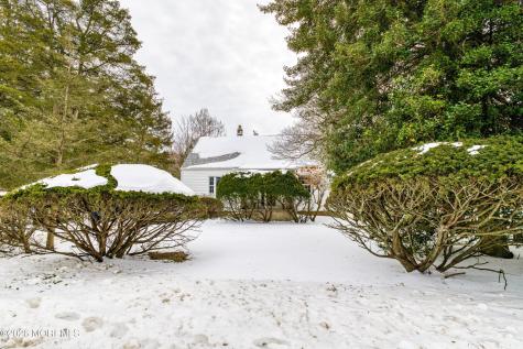432 W Park Avenue Oakhurst NJ 07755