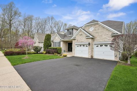202 Scarborough Way Marlboro NJ 07746