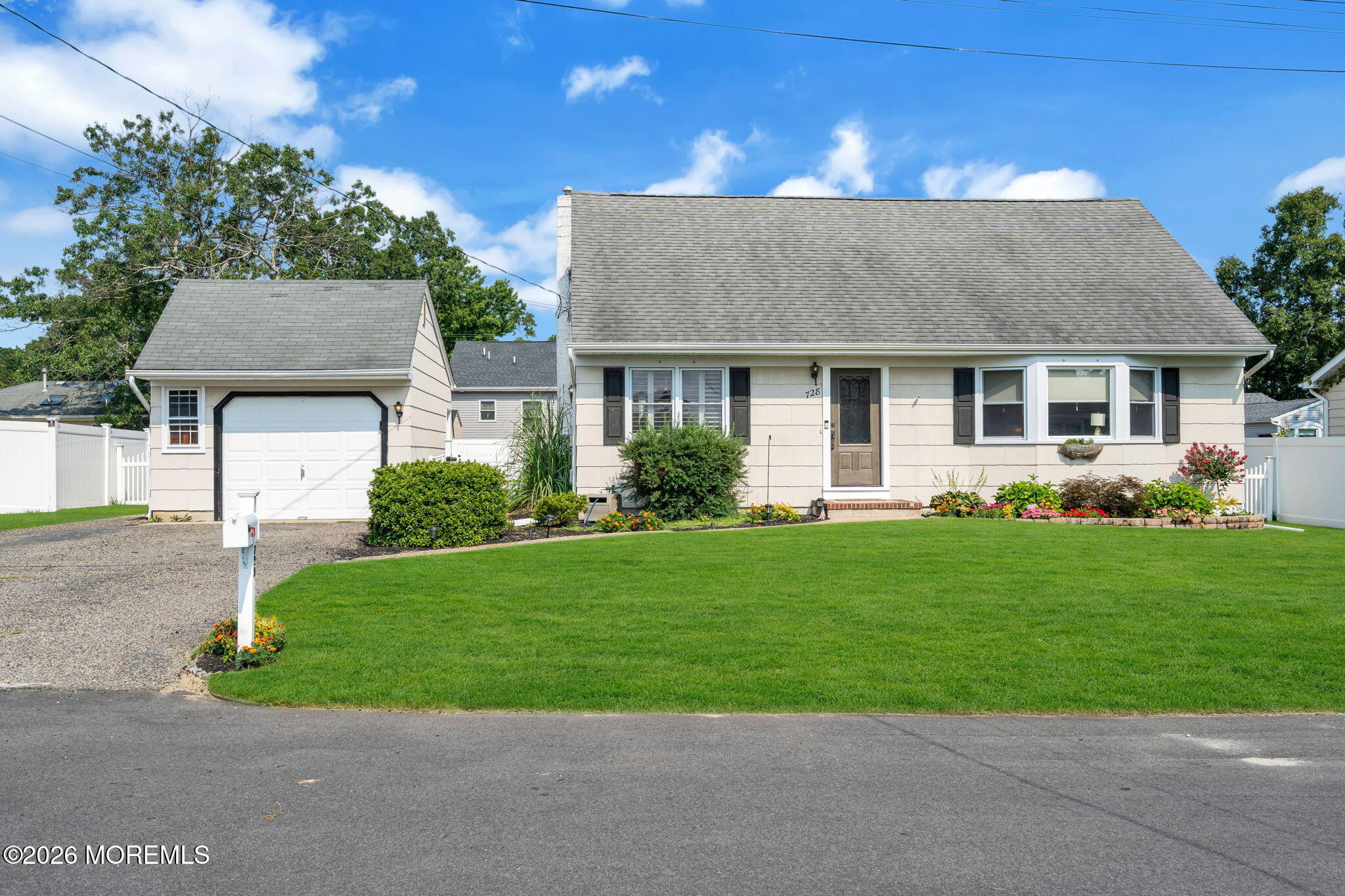 728 Neptune Avenue Beachwood NJ 08722
