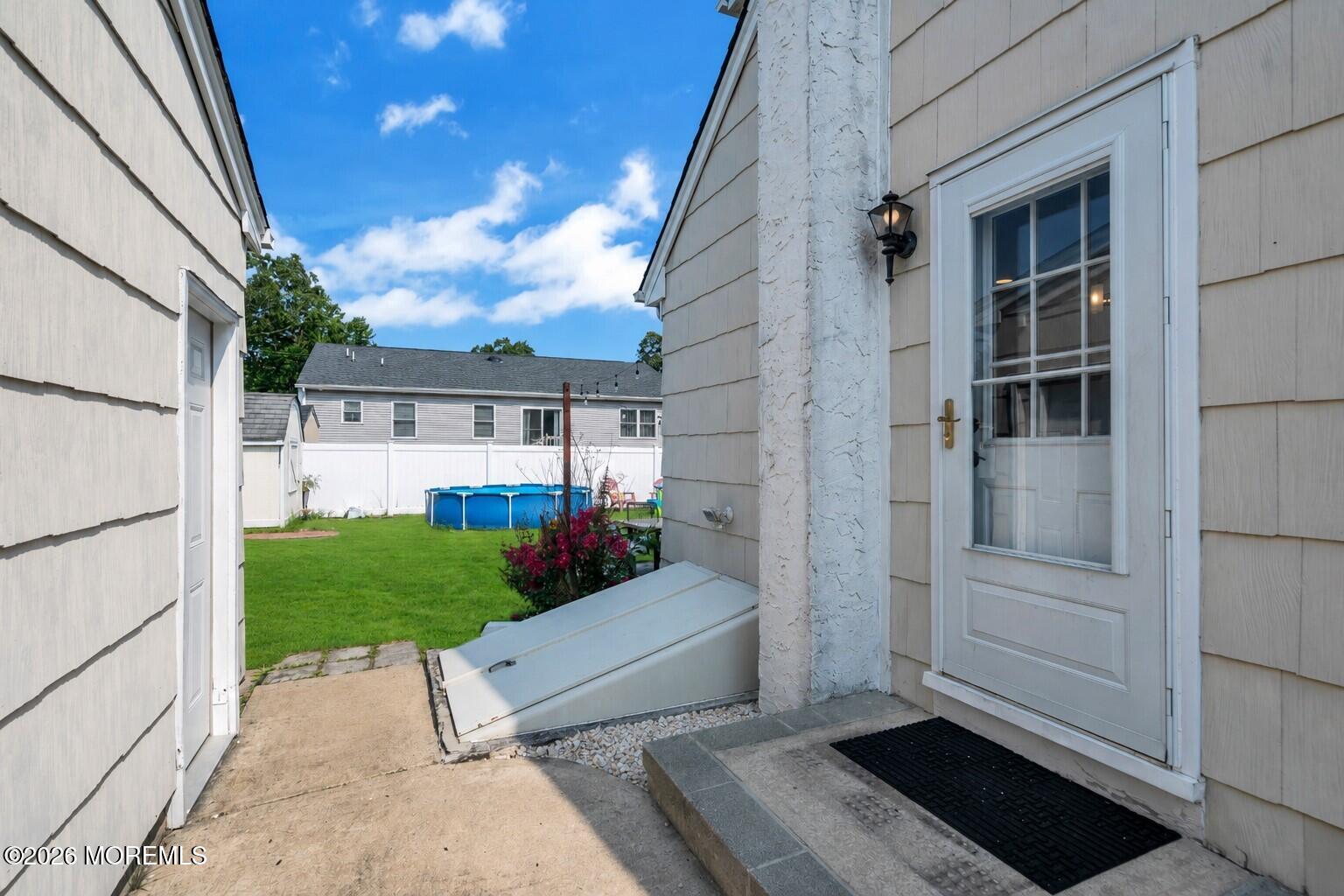 728 Neptune Avenue Beachwood NJ 08722