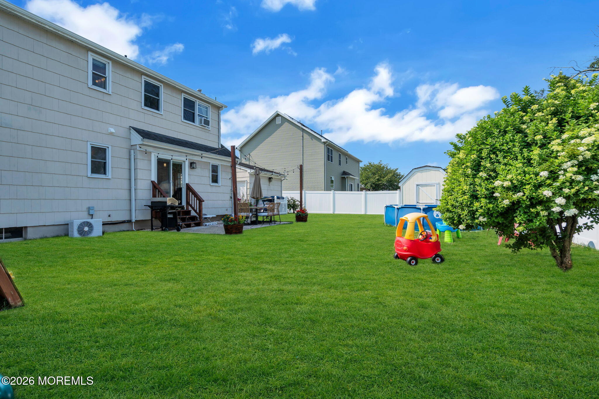 728 Neptune Avenue Beachwood NJ 08722