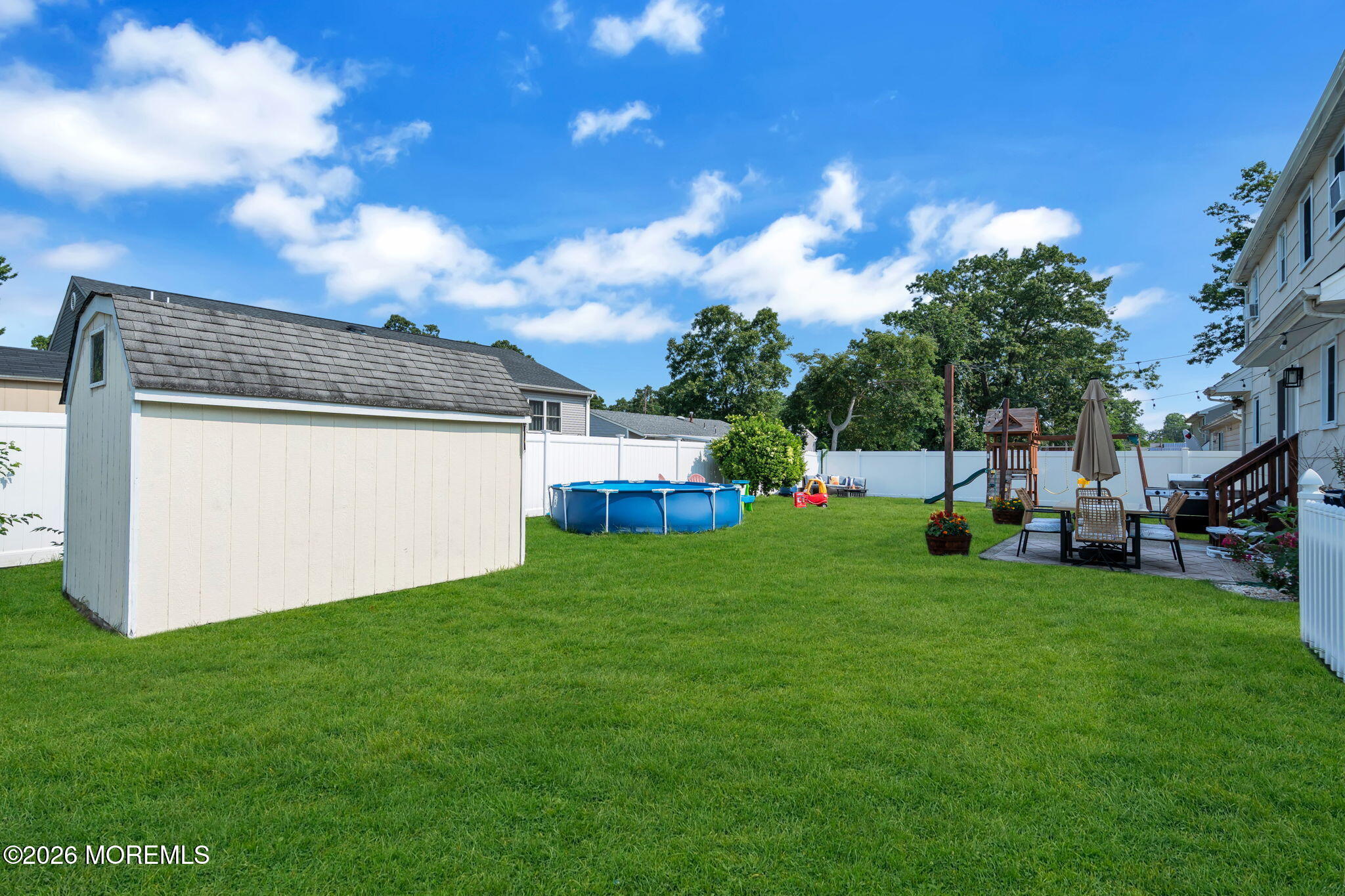 728 Neptune Avenue Beachwood NJ 08722