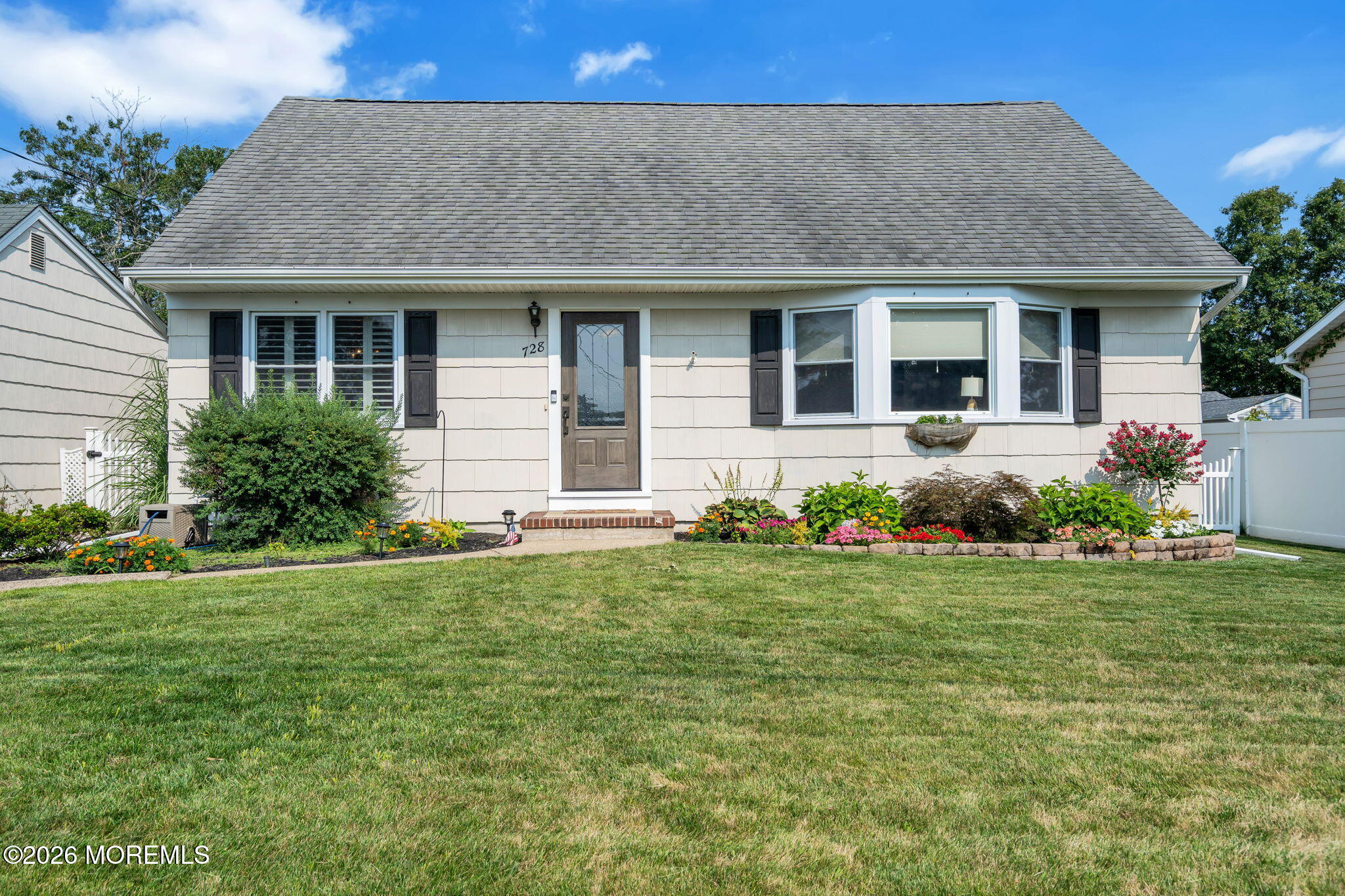 728 Neptune Avenue Beachwood NJ 08722