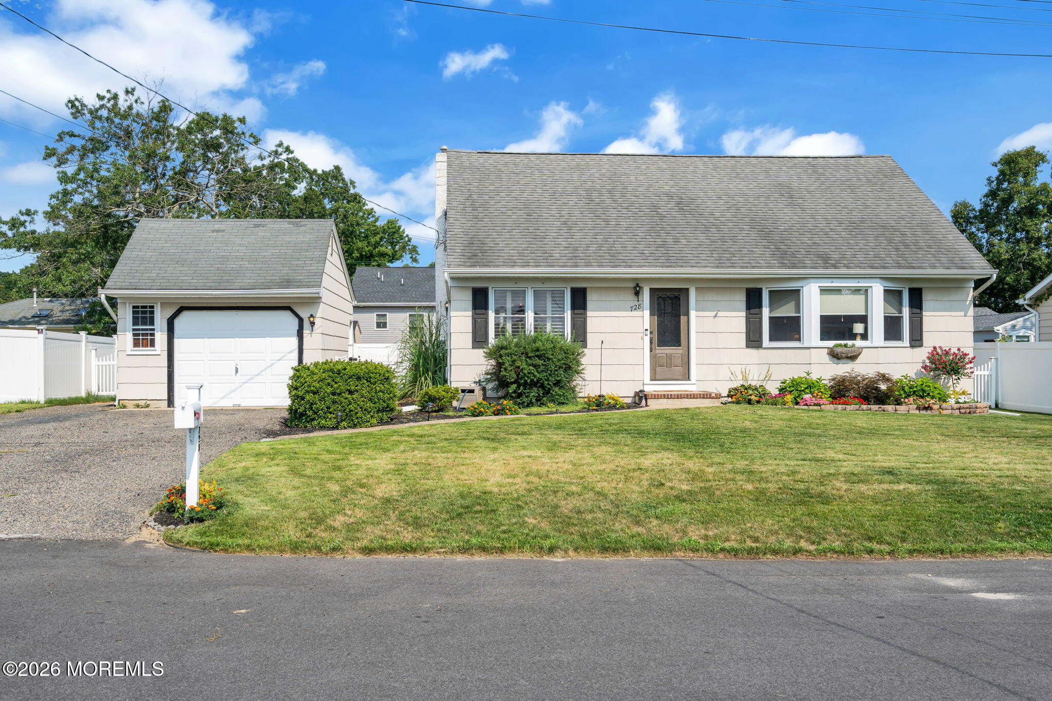 728 Neptune Avenue Beachwood NJ 08722