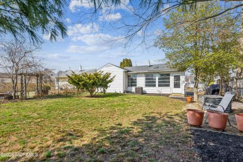 224 Clamer Road Ewing NJ 08628