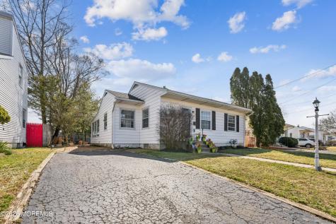 224 Clamer Road Ewing NJ 08628