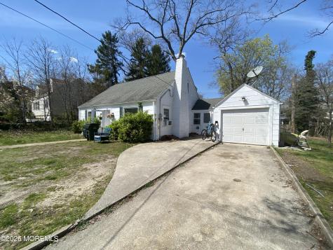 255 Garfield Avenue Oakhurst NJ 07755