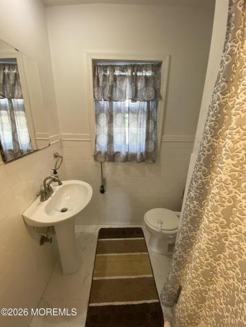 255 Garfield Avenue Oakhurst NJ 07755