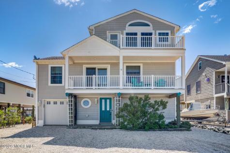 20 Carroll Avenue Tuckerton NJ 08087
