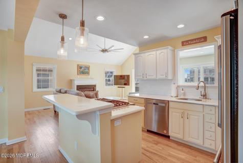 20 Carroll Avenue Tuckerton NJ 08087