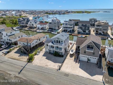 20 Carroll Avenue Tuckerton NJ 08087