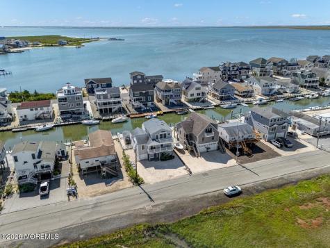 20 Carroll Avenue Tuckerton NJ 08087