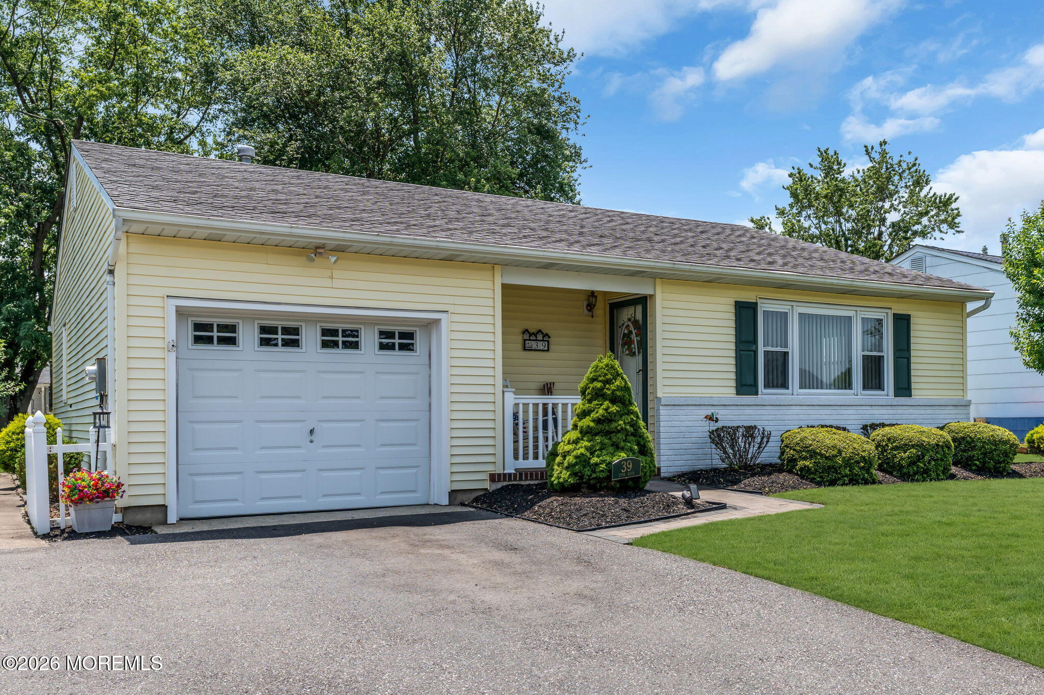 39 Eton Road Toms River NJ 08757