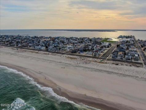 17 I Street Seaside Park NJ 08752