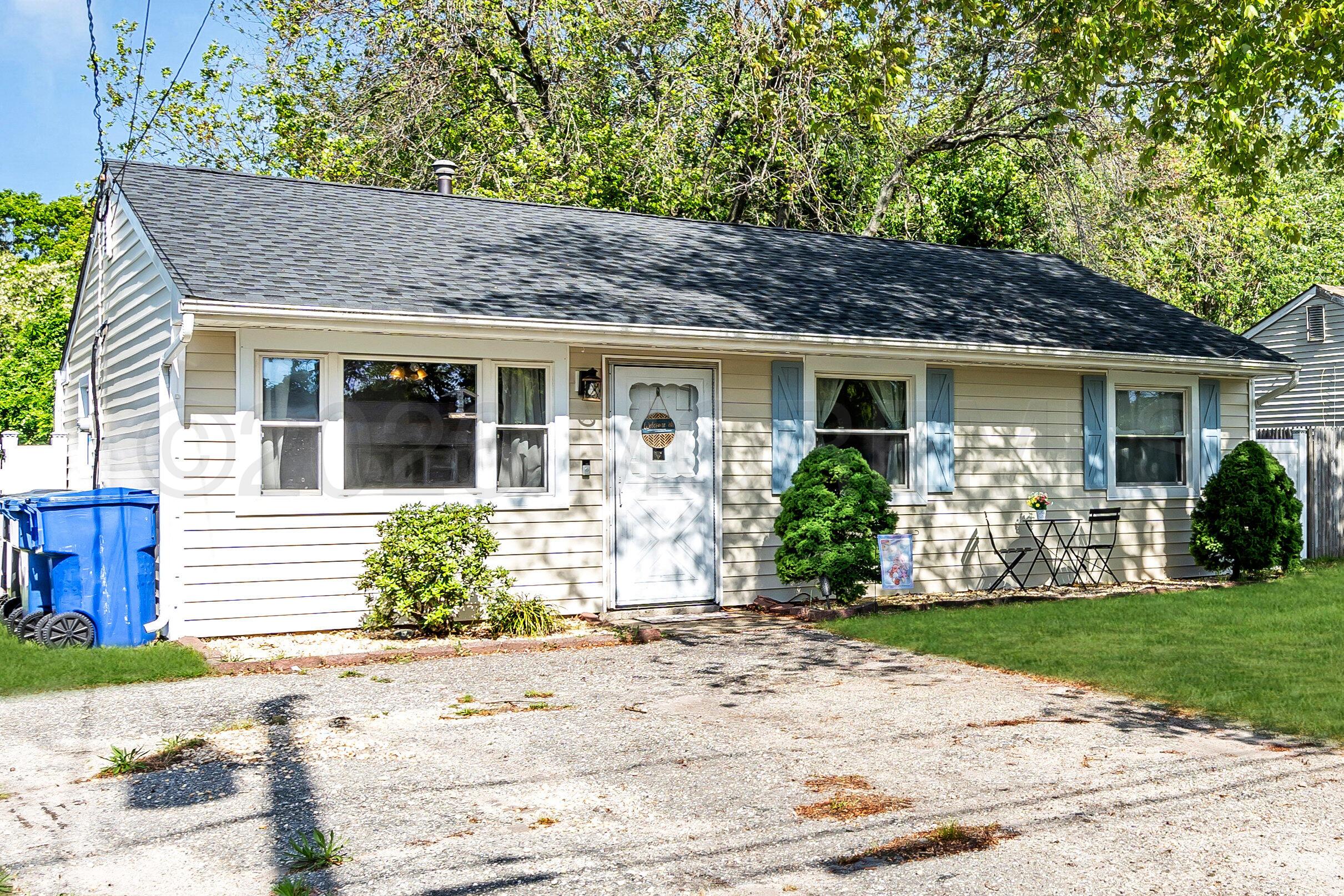 530 Alfred Lane Toms River NJ 08753
