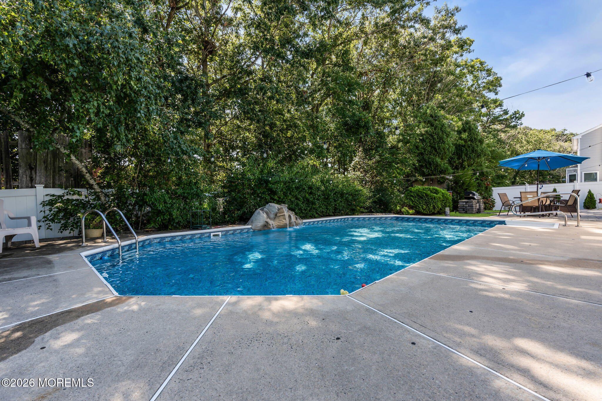41 Deer Run Drive S Barnegat NJ 08005