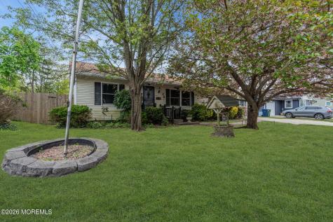 325 Spar Avenue Beachwood NJ 08722