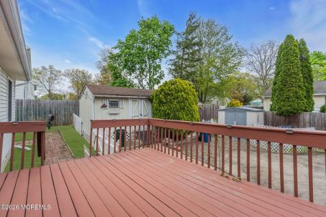 325 Spar Avenue Beachwood NJ 08722