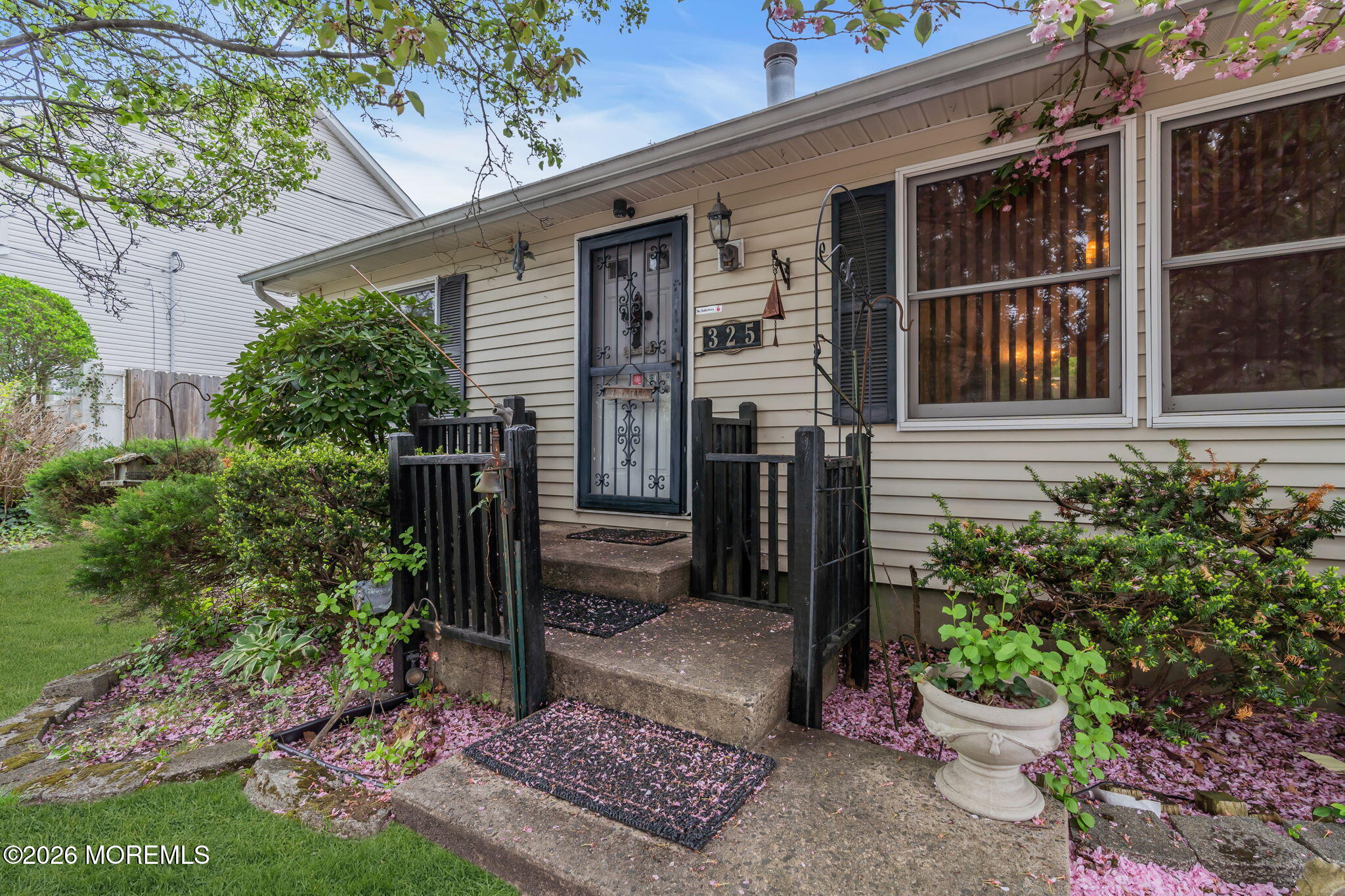 325 Spar Avenue Beachwood NJ 08722