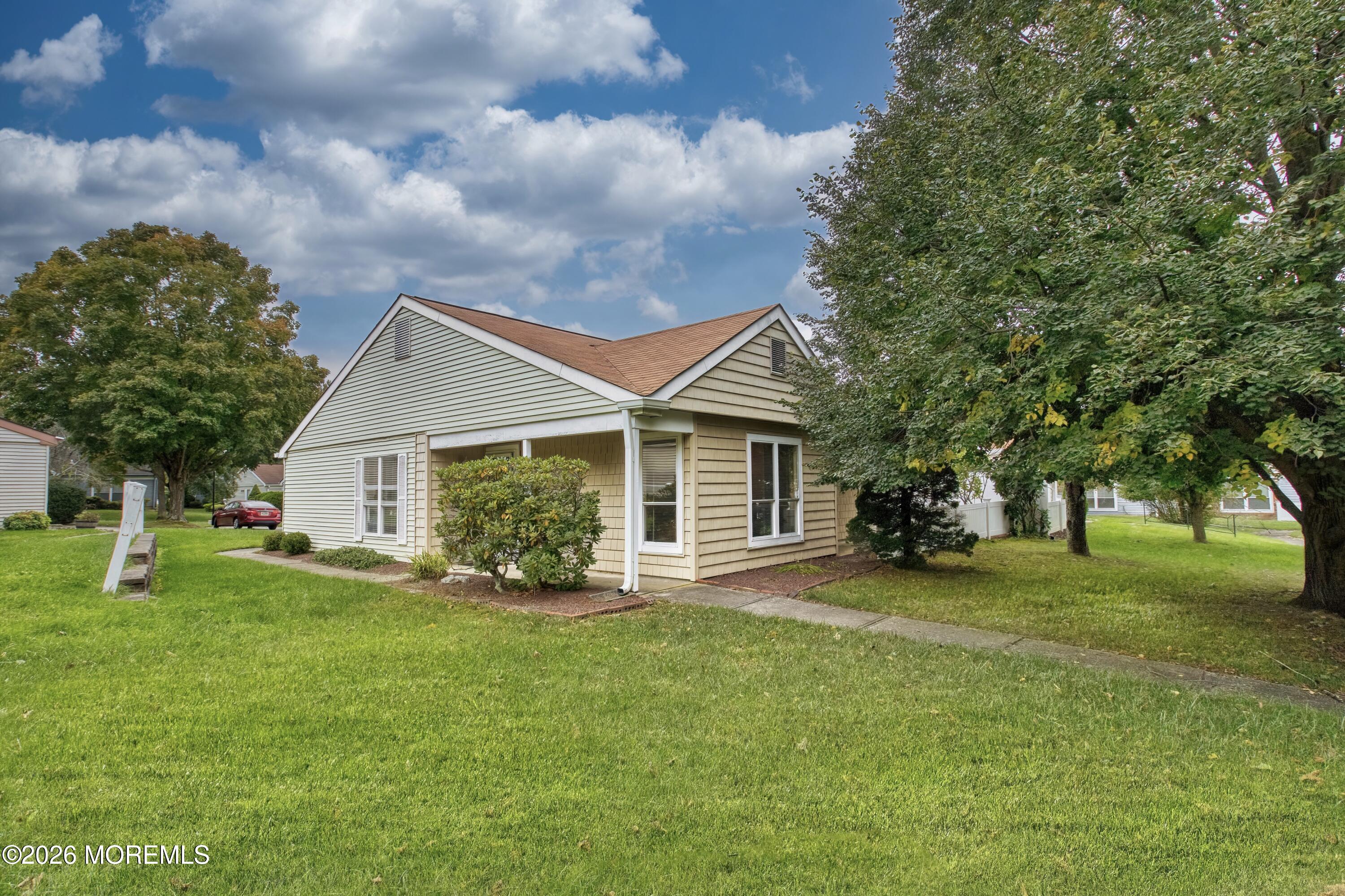 817A Liverpool Circle Manchester NJ 08759