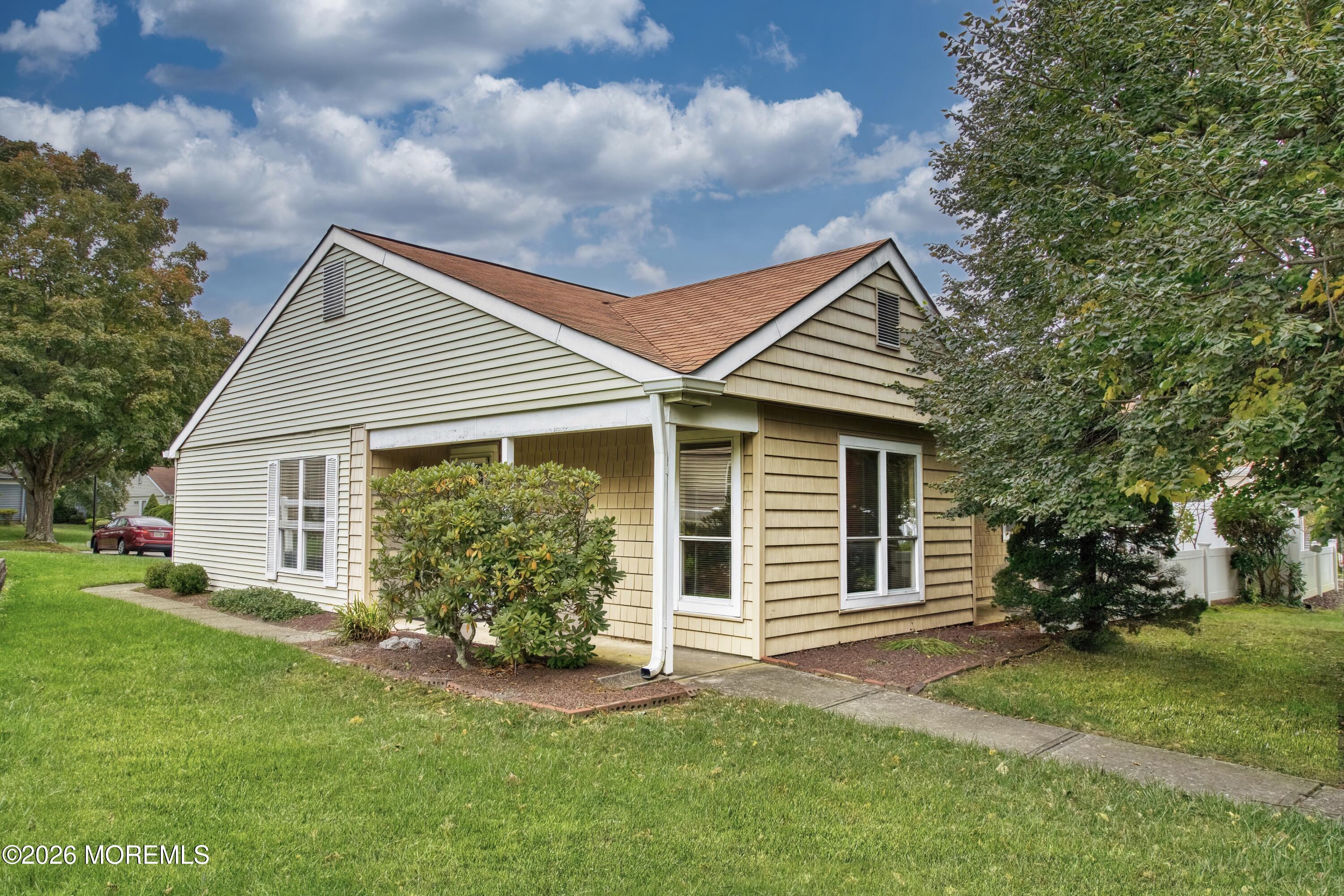 817A Liverpool Circle Manchester NJ 08759