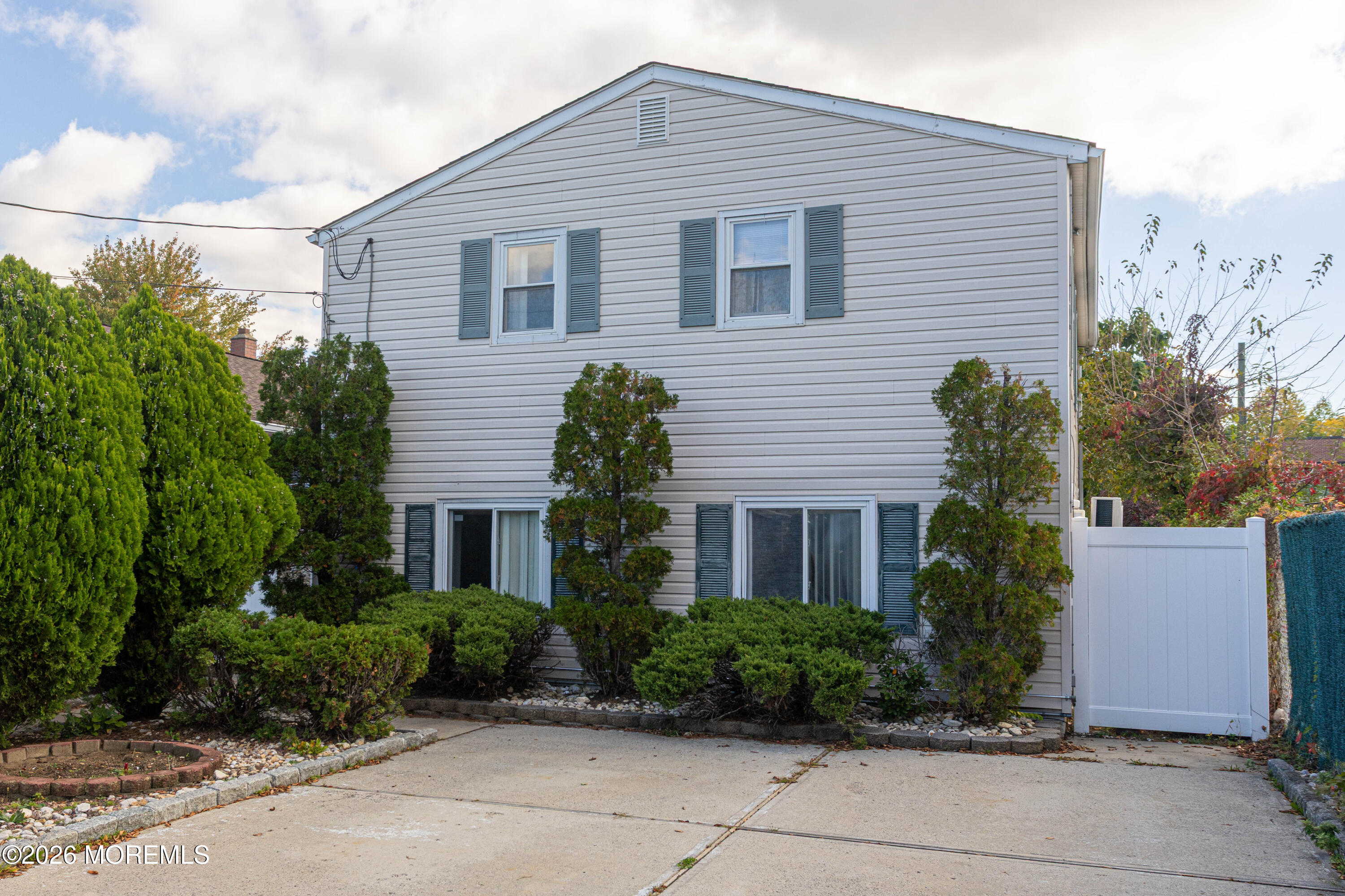 12 Jacobson Street Sayreville NJ 08872