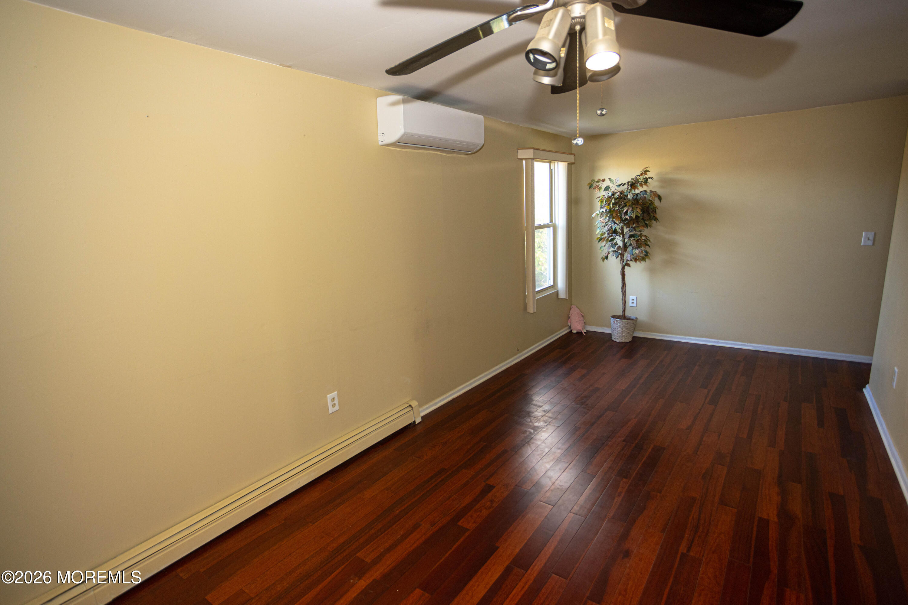 12 Jacobson Street Sayreville NJ 08872