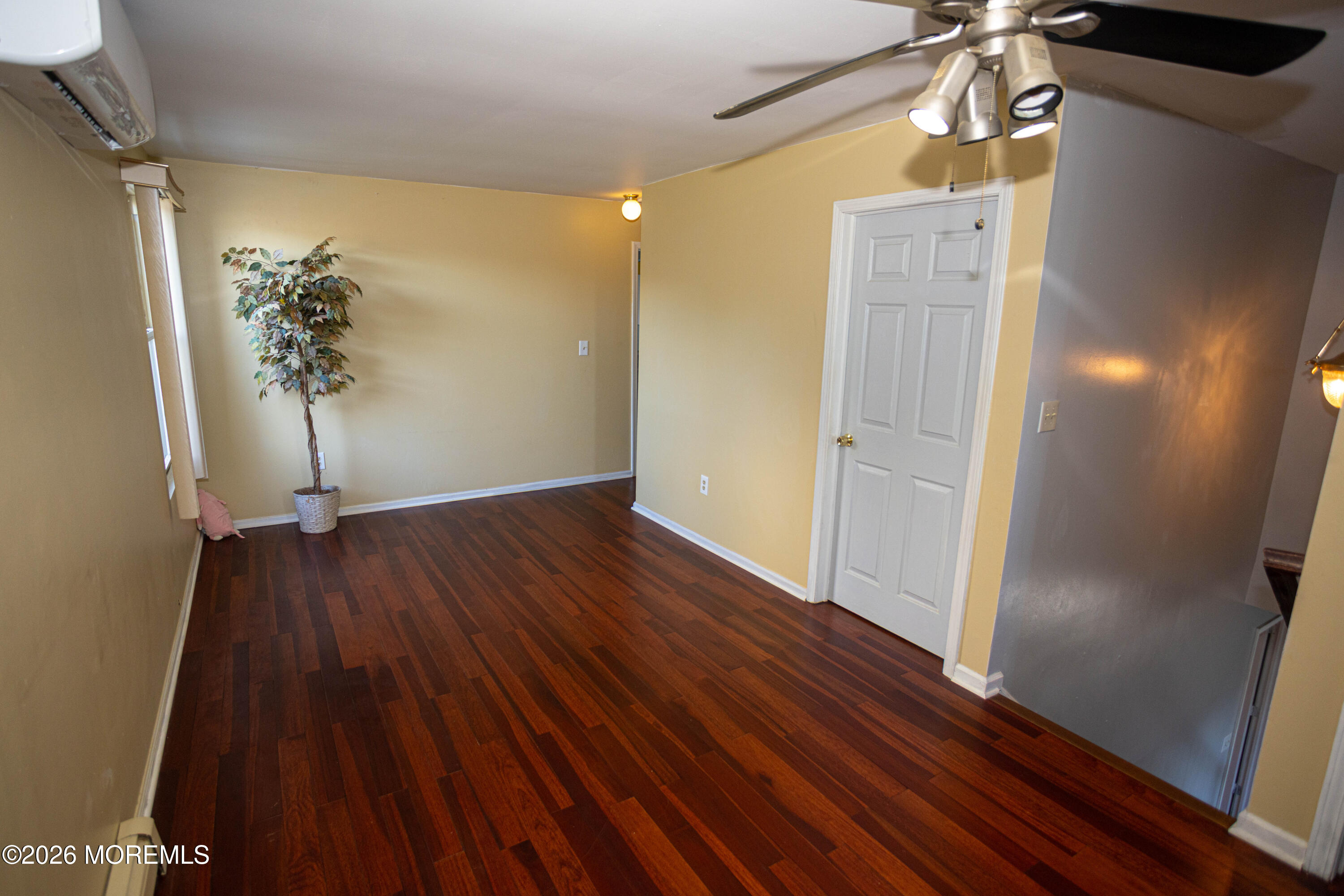 12 Jacobson Street Sayreville NJ 08872