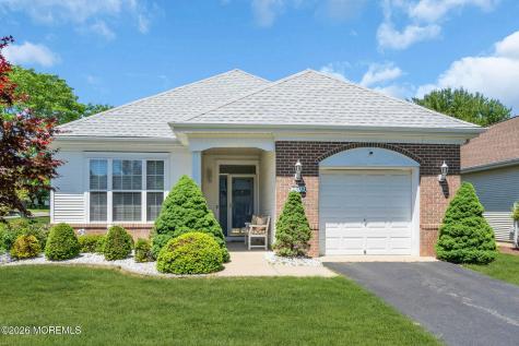 29 Greenways Lane Lakewood NJ 08701