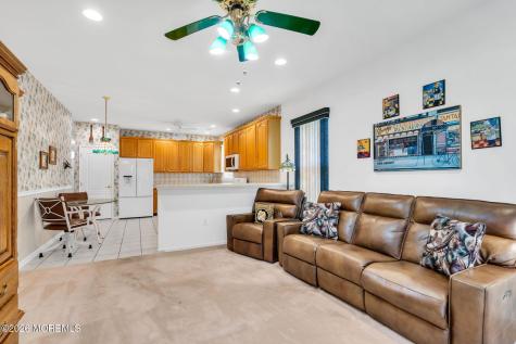 29 Greenways Lane Lakewood NJ 08701