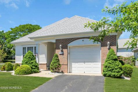 29 Greenways Lane Lakewood NJ 08701
