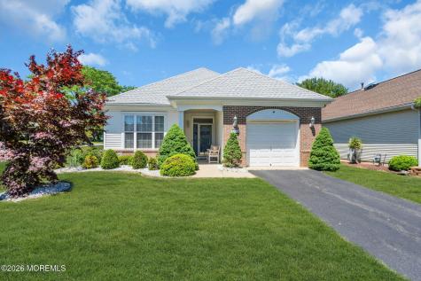 29 Greenways Lane Lakewood NJ 08701